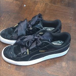 puma basket heart patent sneakers